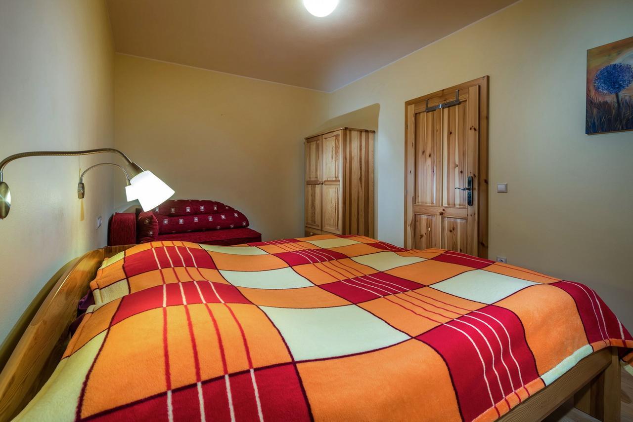 Guest House Privat Pod Lesom เปาชินา เลโฮตา ภายนอก รูปภาพ